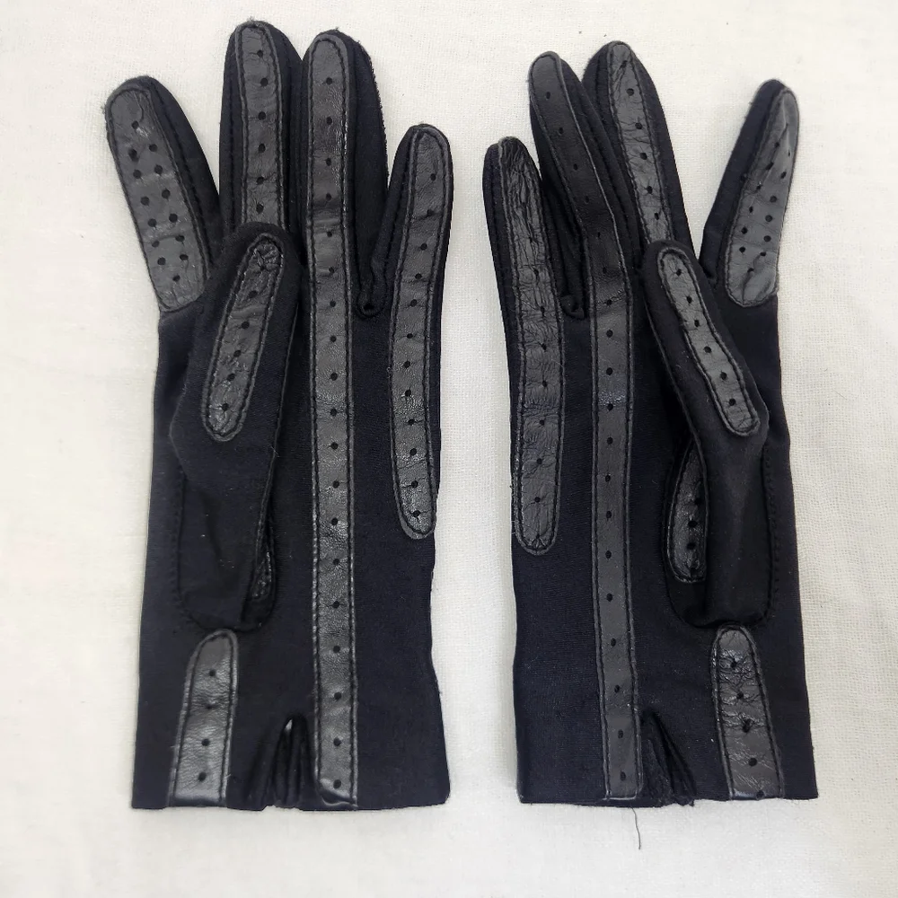 VTG Isotoner Womens Small Black Grip Gloves